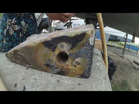 Quest Nº 5 Cut out the old bilge  [Retired IOR boat refit]