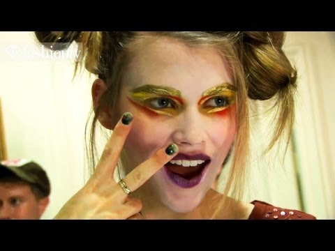 Vivienne Westwood Hair & Makeup Backstage - Paris Fashion Week Spring 2012 PFW | FashionTV - FTV