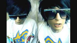 Blue Eyed Brunette by Nickasaur!