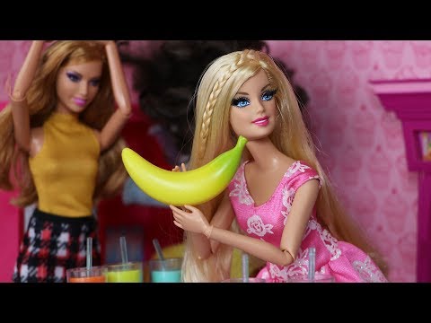 Life with Barbie Episode 31 - "Going Bananas"