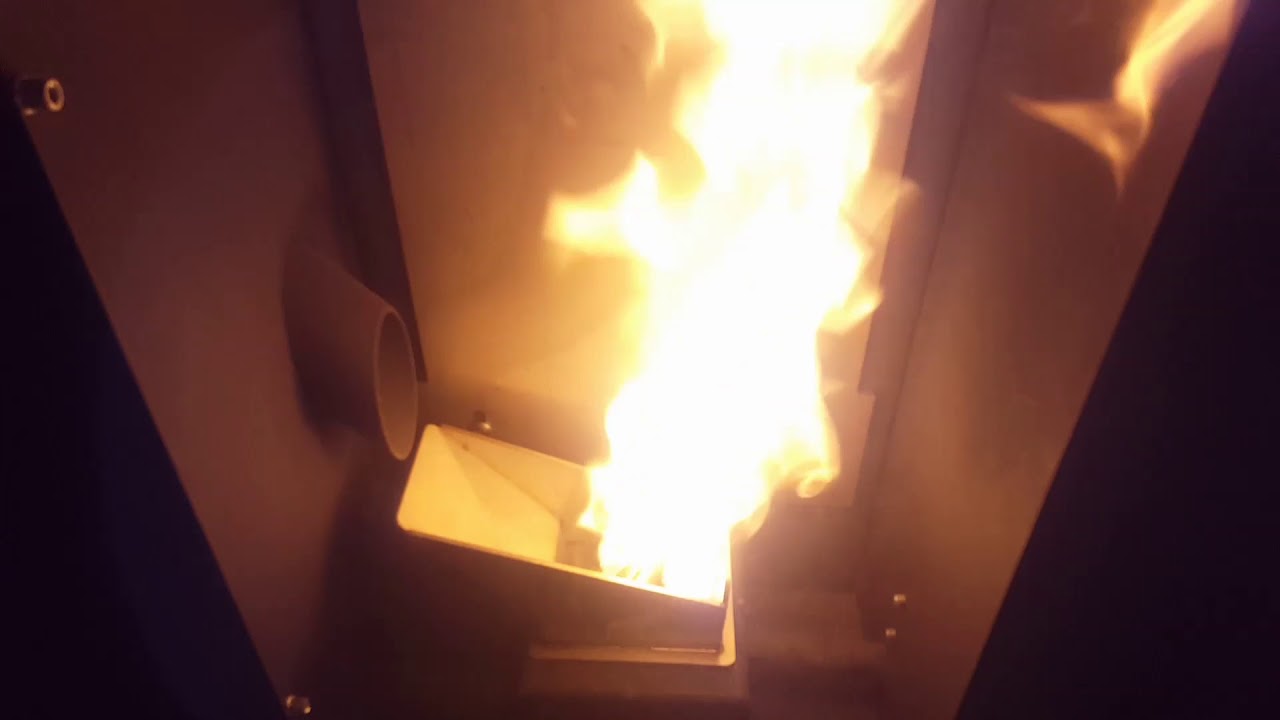 Encendido Estufa Pellets. Puesta en Marcha por Ferretería Grupo15