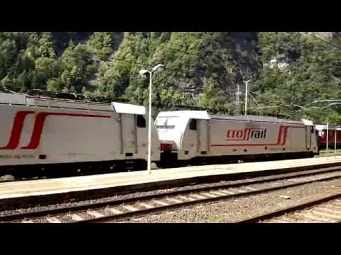 DOPPIA DI E.186 CROSSRAIL CON MERCI LKW WALTER TRANSITA A ISELLE (VB) 27 - 6 - 2015.