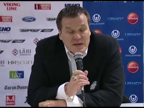 11.2.2010 TPS - Pelicans: Lehdistötilaisuus