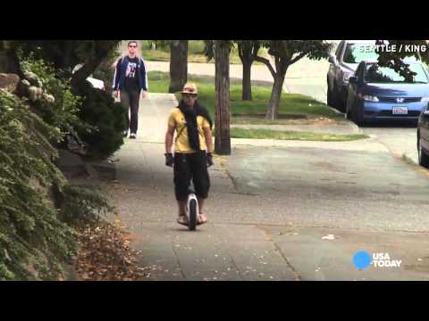 These men commute on one wheel instead of four