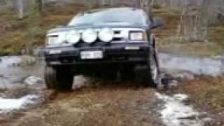 preview picture of video 'Another watercrossing, Chevy Blazer -96'