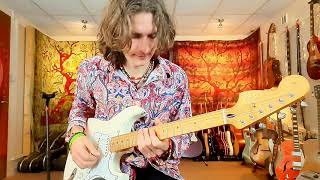 Video thumbnail for Fender Jimi Hendrix Stratocaster by Remi Harris