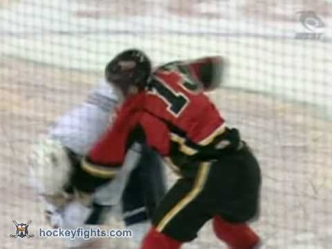 Sam Gagner vs Olli Jokinen Oct 26, 2010