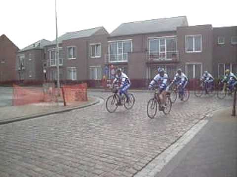 Aankomst Kampenhout Sponsorfietstocht AN-BN AVI