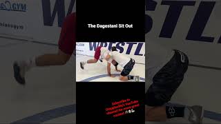 Sit-Outs — vidéo 3