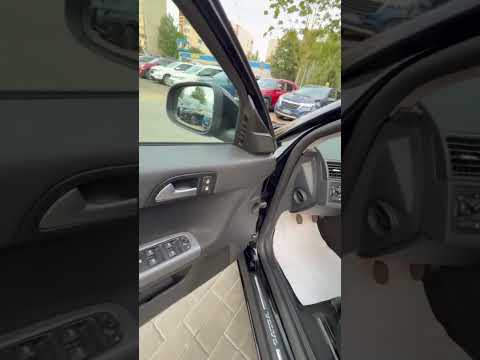 фото volvo s40 i рестайлинг 0