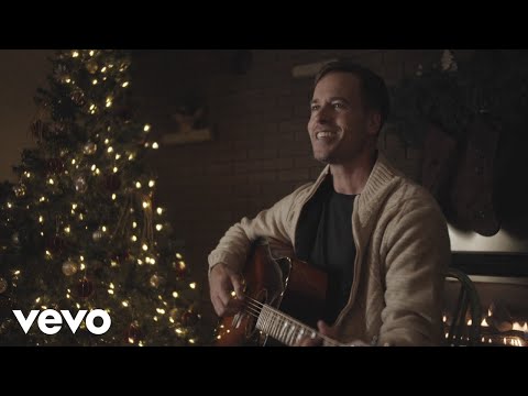 Luke McMaster - Christmas In Slo Mo