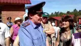 preview picture of video '14 !!!  Дымовский достал Путина на даче. 10.07.2010'