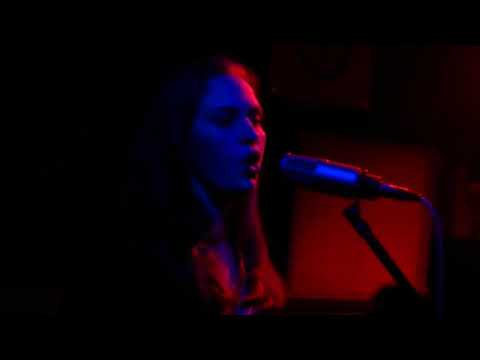 Whodo (OFFICIAL MUSIC VIDEO)