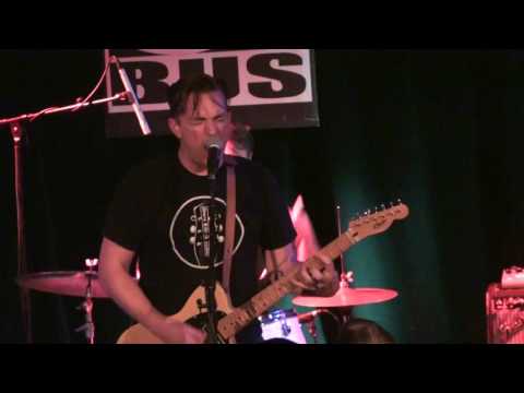 JD McPHERSON + band live in the club the Q bus city leiden holland 2011 06 19