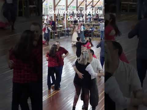 Dança em Realeza ao som do Gaiteiro do Paraná!