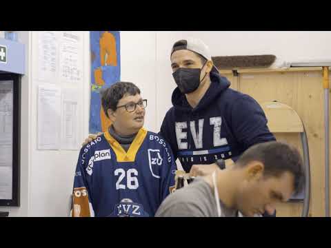 Reto Suri zu Besuch im Werkheim Schmetterling