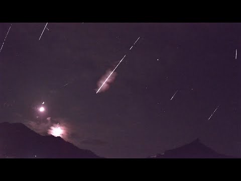 여름밤 수놓는 별똥별…