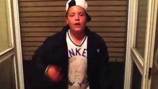 Simone cover emis killa sulla luna :)