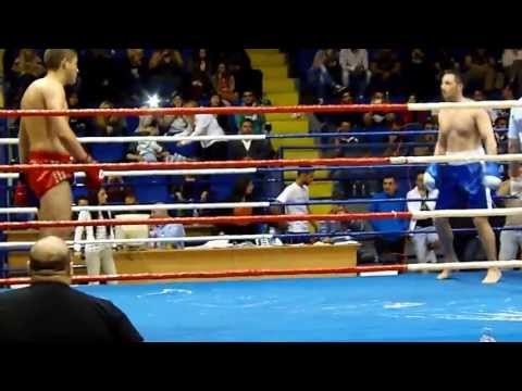 K1 Nok Out KYRIAKOS ANTREOU 17 years old (KO PRO GYM) Aradipou!