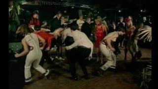 Dave Dee, Dozy, Beaky, Mick & Tich - Bend It video