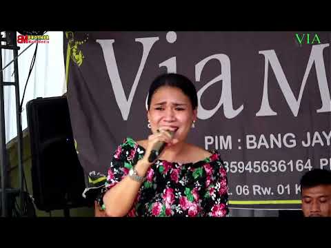 Dewi Andyani - Mobil Butut