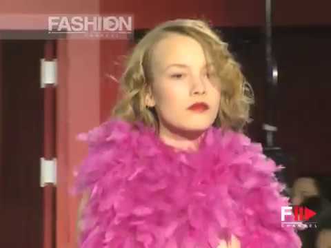 "Michel Klein" Autumn Winter 2001 2002 3 of 3 Paris Pret a Porter by Fashion Channel