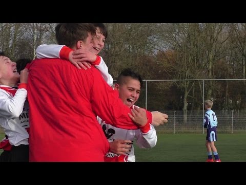 RKAVV JO13-1  FORUMSPORT JO13-1 (2-1) 03-12-2016 gol Ché,Jolan