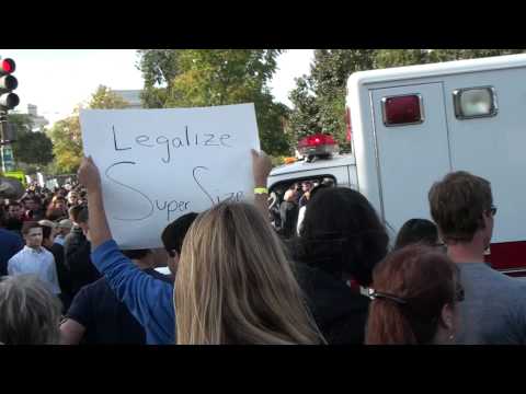 20101030 The Rally To Restore Sanity -68 LEgalize supersize