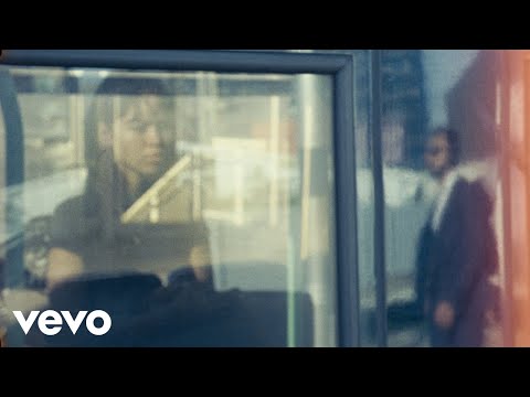 Nadia Kadek - Green Car (Official Video)