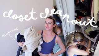 decluttering my tiny nyc closet 🧺 spring clean my wardrobe with me!