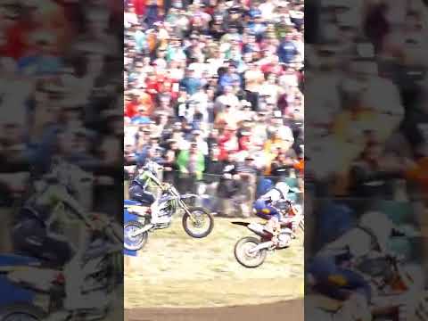 Argentina mxgp moto 1 Tom Vialle Jago Geerts battle