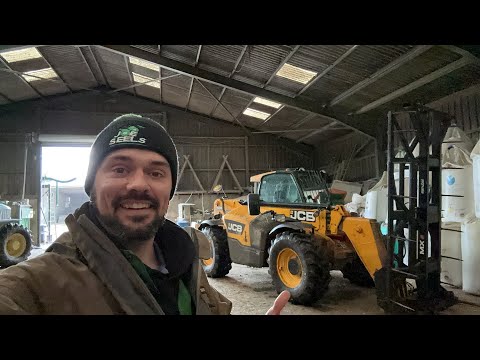 Moving Straw Bales Live