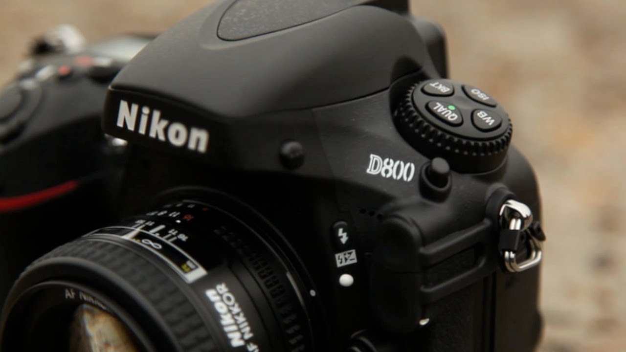 Зеркальный фотоаппарат Nikon D800 Kit 50mm f/1.8D AF Nikkor (