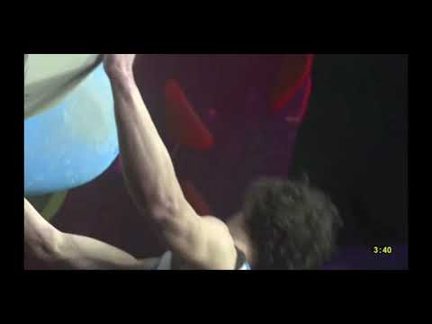 Adam Ondra Top! Boulder problem 2/World Cup Of Climbing in Meiringen 2019