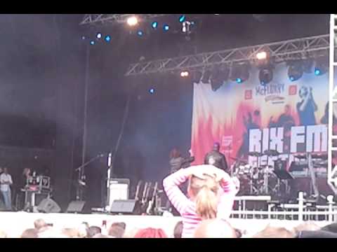 Swingfly ft Christoffer Hiding - Me and my drum