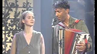 Hubert von Goisern und die Alpinkatzen - Koa Hiatamadl