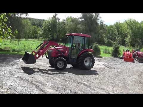 2014 MAHINDRA 6010 4X4 60 HP TRACTOR WITH LOADER AND FACTORY CAB