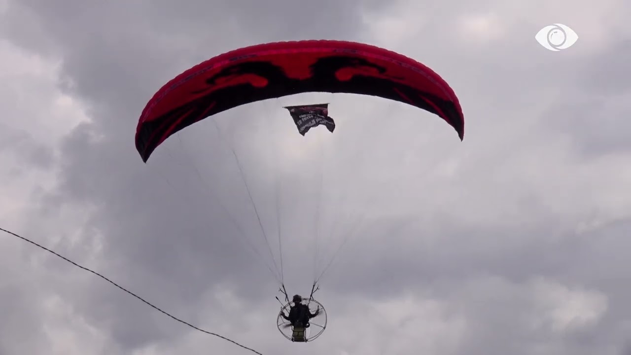 “Shkruaje historinë”/ Surprizë nga ajri për Gjestin, banori emocionohet