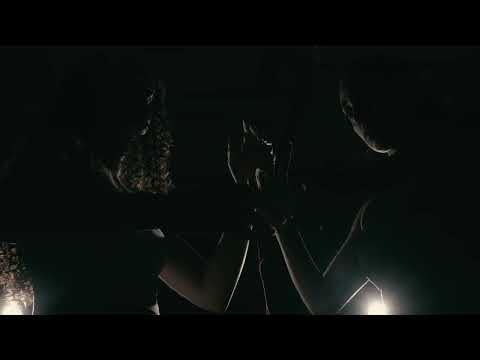 Tráiler de Girl Dinner
