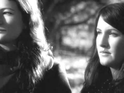 The Unthanks   Starless
