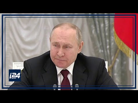 Putin recognizes rebel Ukrainian regions