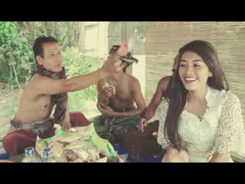 Dakocan - Tut Sana ( 2017 )