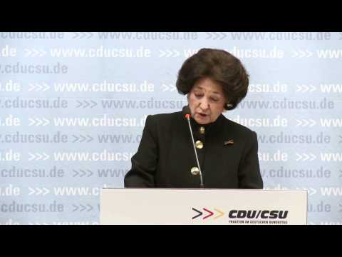 Edda Moser beim Kongress "Sprache ist Heimat"