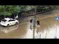 Як львівська поліція людей рятувала з водяного полону, вул.Сахарова 8 