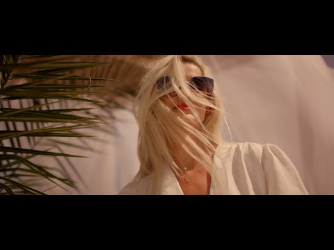Ticy x Alex Mica - Leyla ( Oficial Video ) Spanish Music