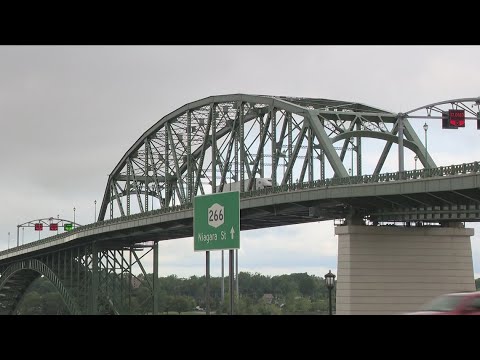 Man driving a stolen BMW arrested at the Peace Bridge