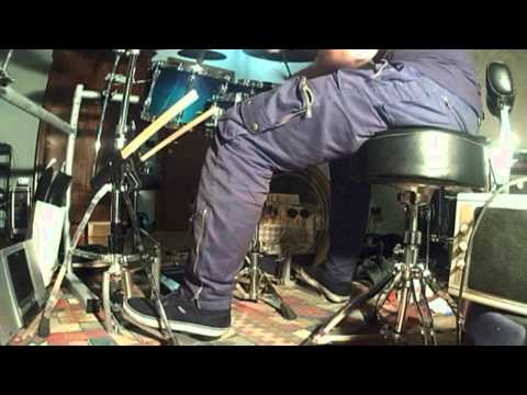 Blast one foot (Swivel Technique) 260 - 290 BPM