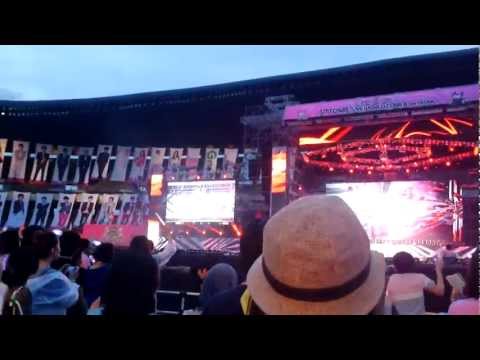 SMTOWN SEOUL - "History" EXO 120818