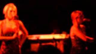 The Pipettes - Live &quot;We Are The Pipettes&quot;