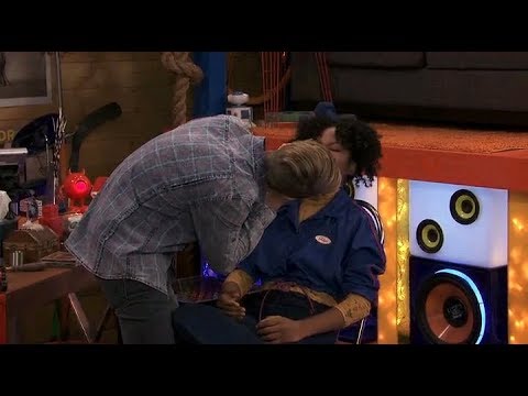 Henry Danger: GUYS, STOP KISSING! (Henry and Charlotte)